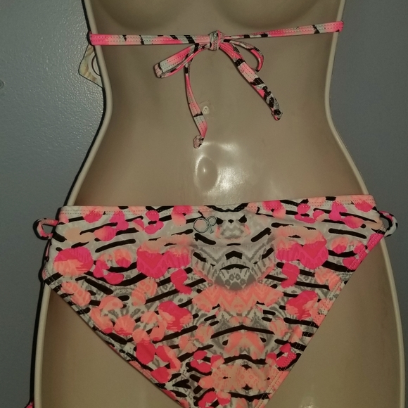 >OP> 2-Piece Pushup Halter, Side Tie String Bikini - Picture 14 of 15